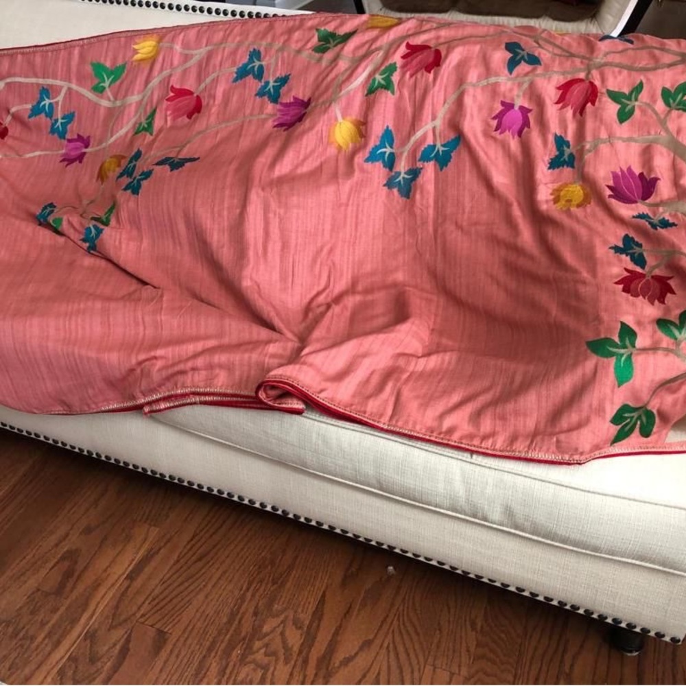 Beautiful tree of life embroidered matka linen saree with running bp